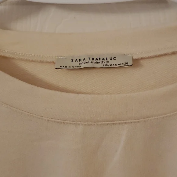 Cropped Top - Picture 6 of 8